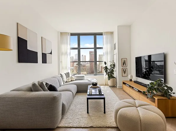 115 York St #18H, Brooklyn, NY 11201