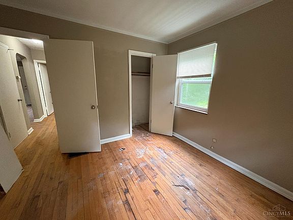 4th image of 1398 Adams Rd