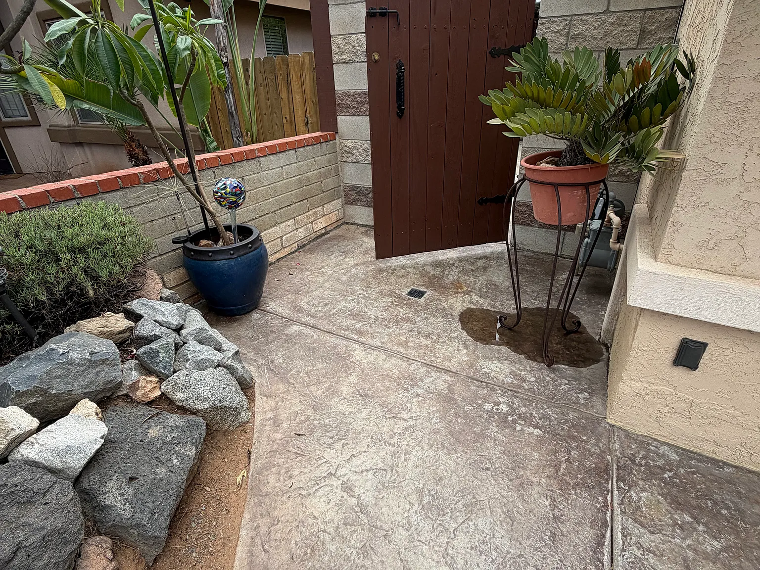 1 bed, 400 sqft, $2,200 — Photo 2