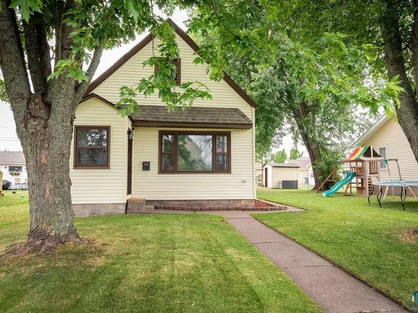 1826 E 7th St, Superior, WI 54880
