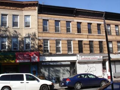 104 Kingston Ave, Brooklyn, NY, 11213