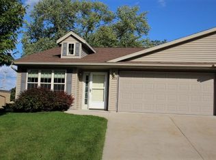 439 Kennedy Ct, Howards Grove, WI 53083