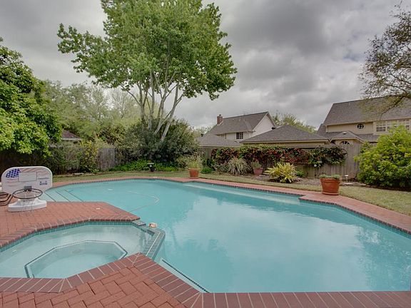 3rd image of 4038 Brenner Ct