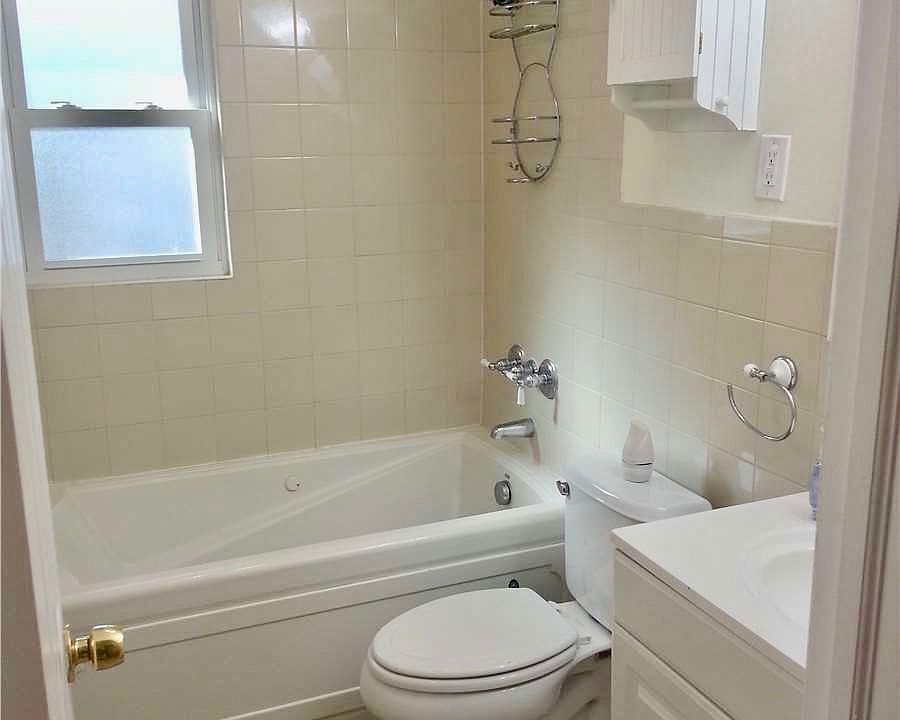 1st image of 5 Denton Pl