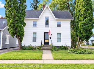 402 E Henry St, Charlotte, MI 48813