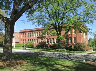 41-47-49 Round Hill Rd, Northampton, MA 01060