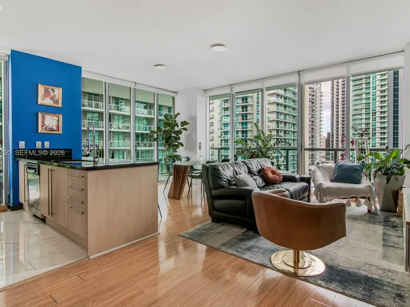 79 SW 12th St APT 2107, Miami, FL 33130