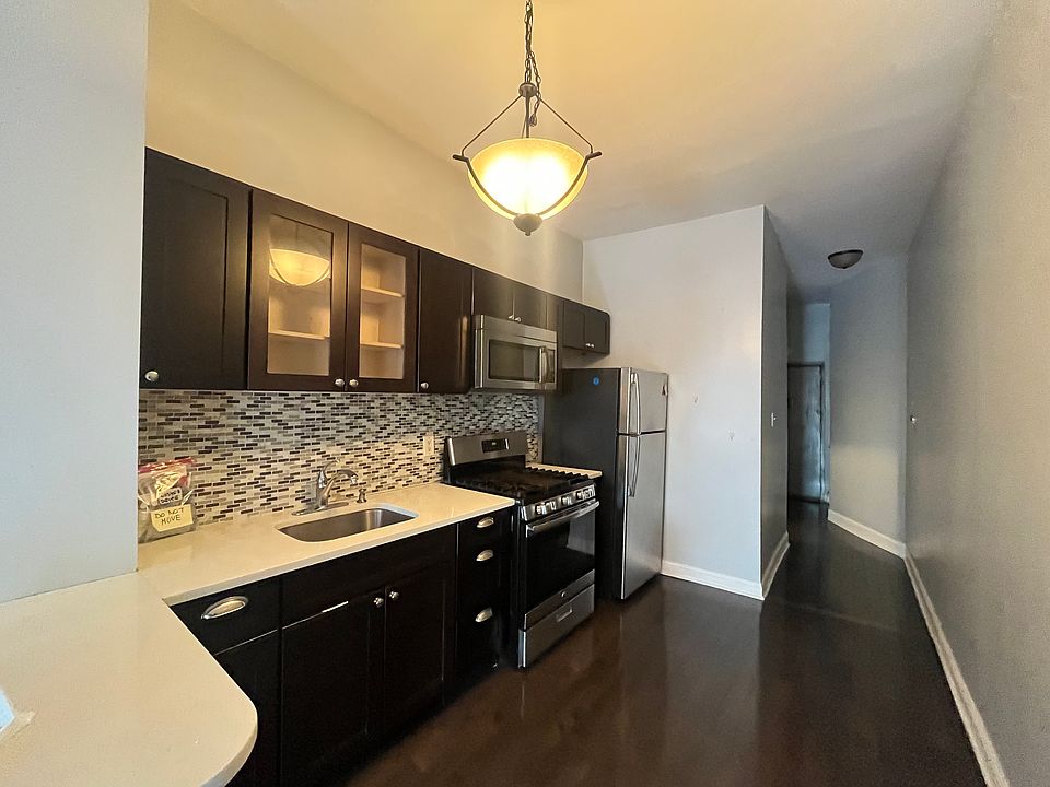 1st image of 579A Mac Donough St #4