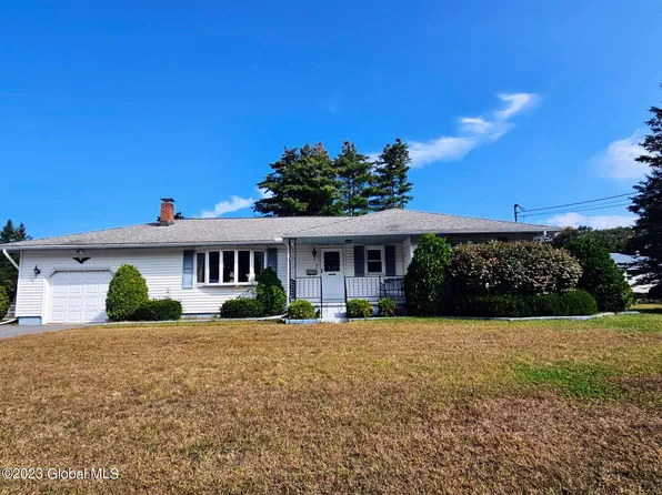 19 Raymond Street, Corinth, NY 12822