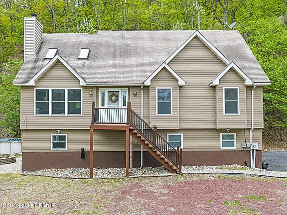 2nd image of 4107 Hickory Ln