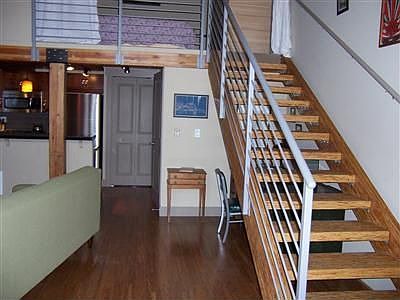4th image of 1838 25th Ave NE #S102