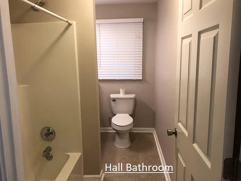 922 Bennett Ave — Photo 7