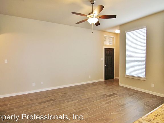 4th image of 505 Creekside Frst
