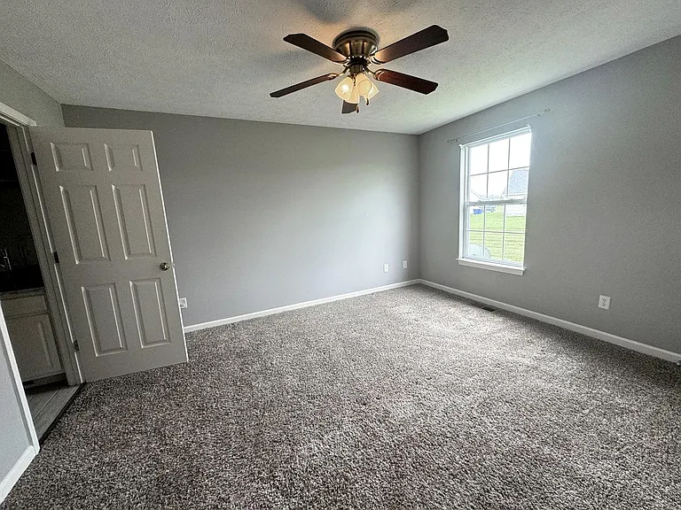 377 Kenlee Cir #1 — Photo 9