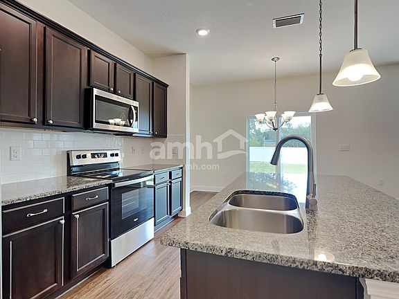 3rd image of 6609 Hidden Rose Pl