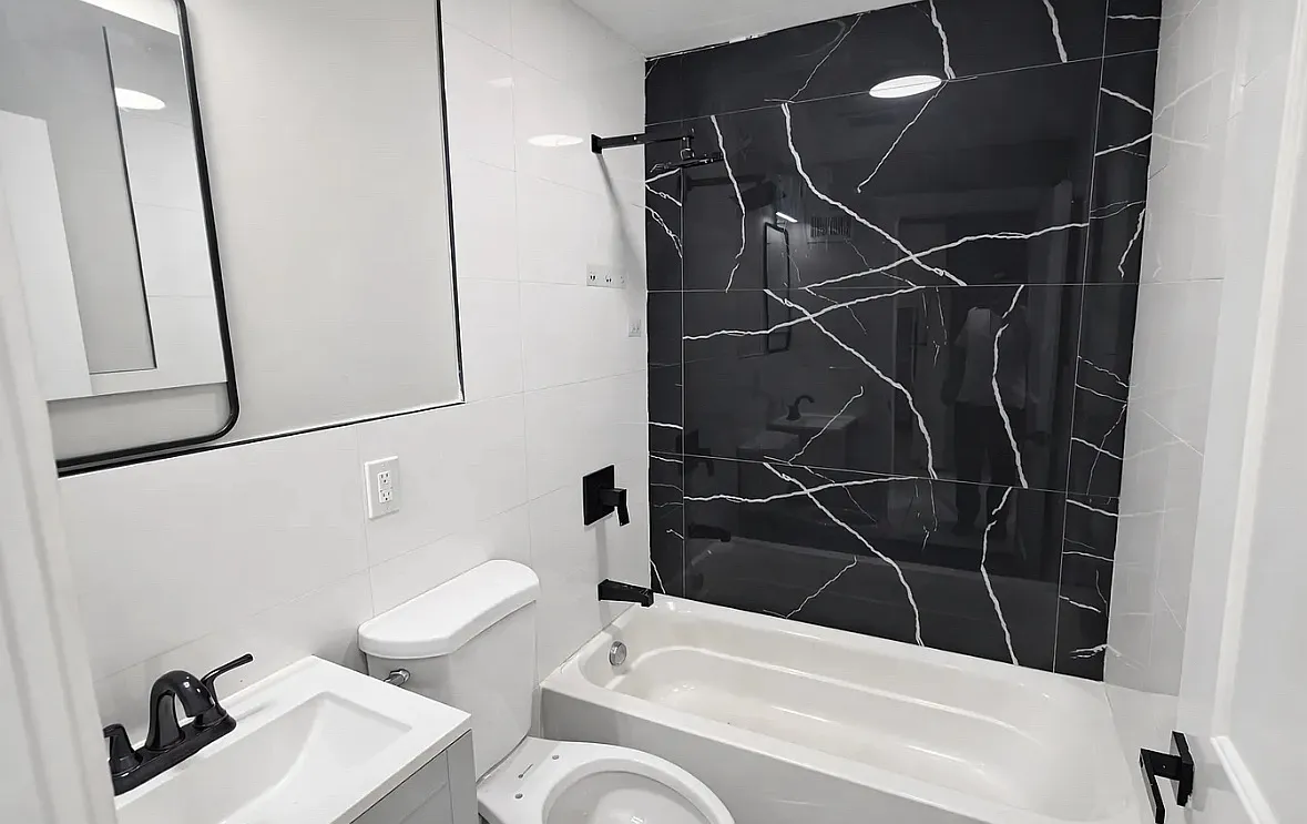 2 bed, $2,000 — Photo 2