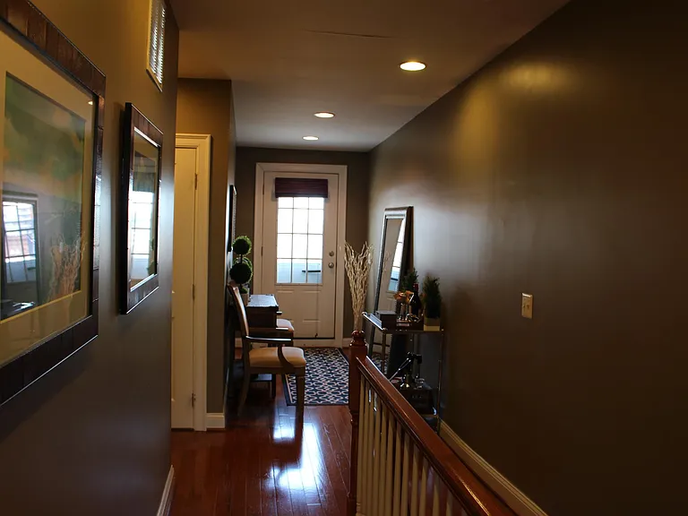 1433 Hull St — Photo 7