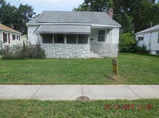 834 E Park St, Du Quoin, IL 62832