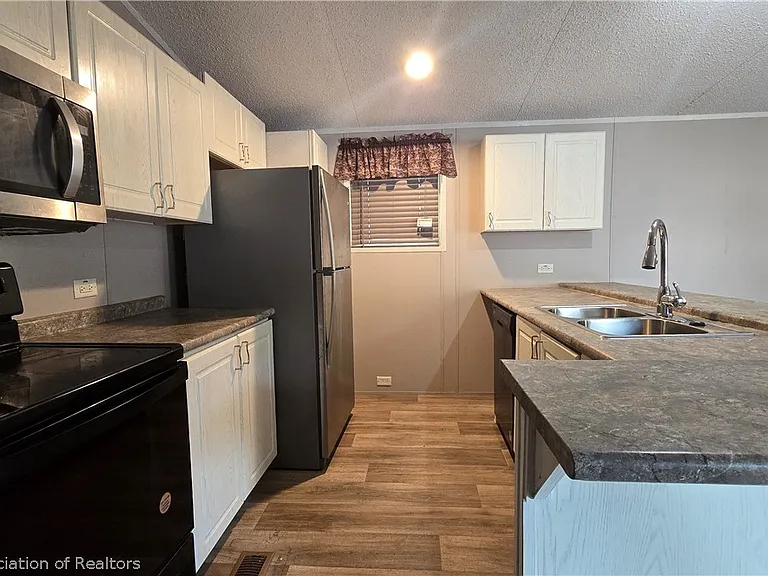 44 Crawford Dr #25 — Photo 7