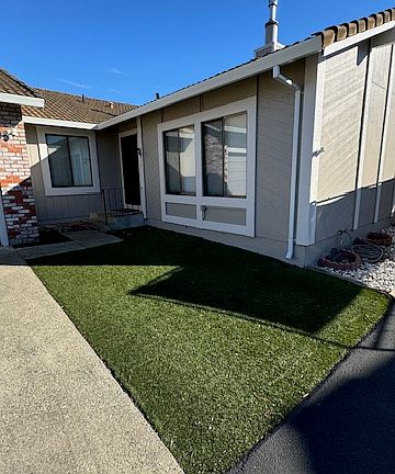 2nd image of 101 Lassen Pl