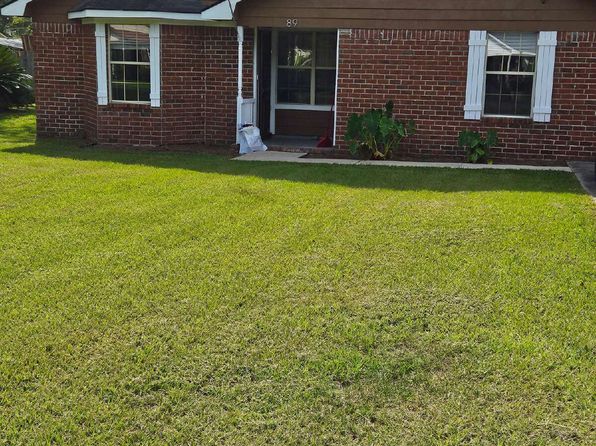 89 Pamela Dr