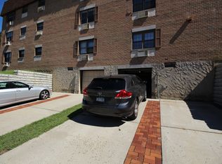 6927 242nd St #3, Douglaston, NY
