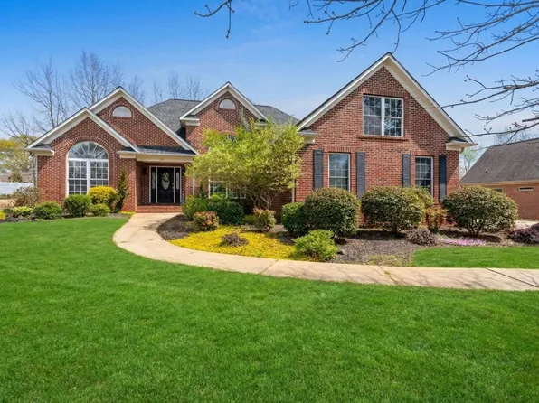 110 N Carleila Lake Way, Spartanburg, SC 29307