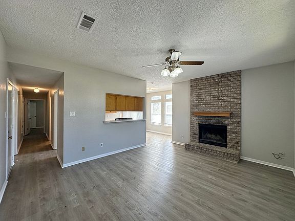 2nd image of 2406 Cross Timber Dr