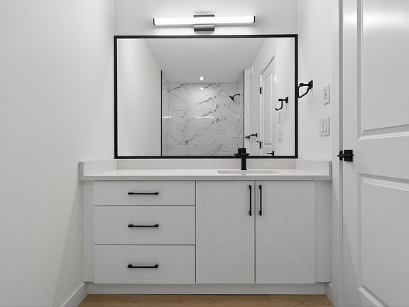5th image of 15906 106a Ave NW