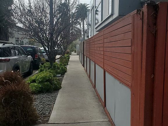 5th image of 487-489 Carroll Ave