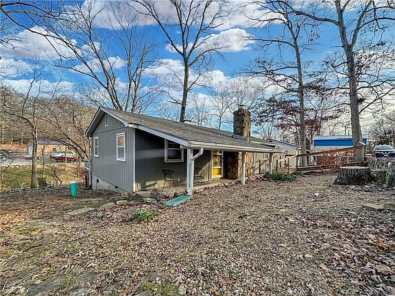 3rd image of 26448 Waterview Dr