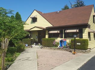 861 N Wolf Rd, Northlake, IL 60164