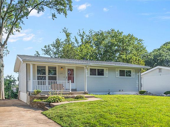 2nd image of 10415 Antrim Dr