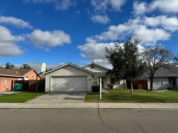 9840 Douglas Ave, Delhi, CA 95315