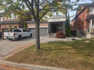 56 Stark Cres, Vaughan, ON L4H 0J4