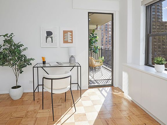 4th image of 185 W End Ave APT 6M