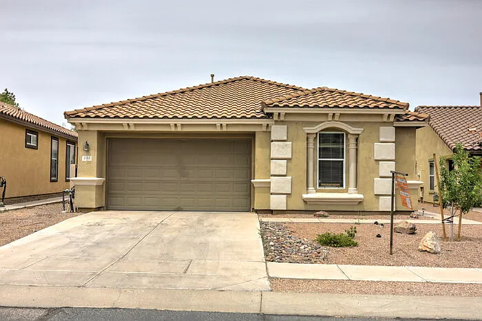 232 W Calle La Bolita — Photo 36
