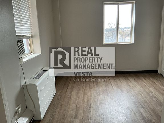 3rd image of 363 New St APT 5F