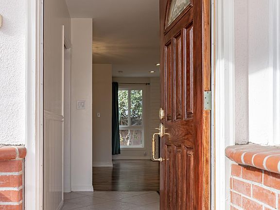 4th image of 18001 Wilton Pl