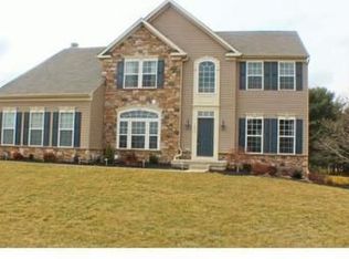 1092 S Sanatoga Rd, Pottstown, PA 19465