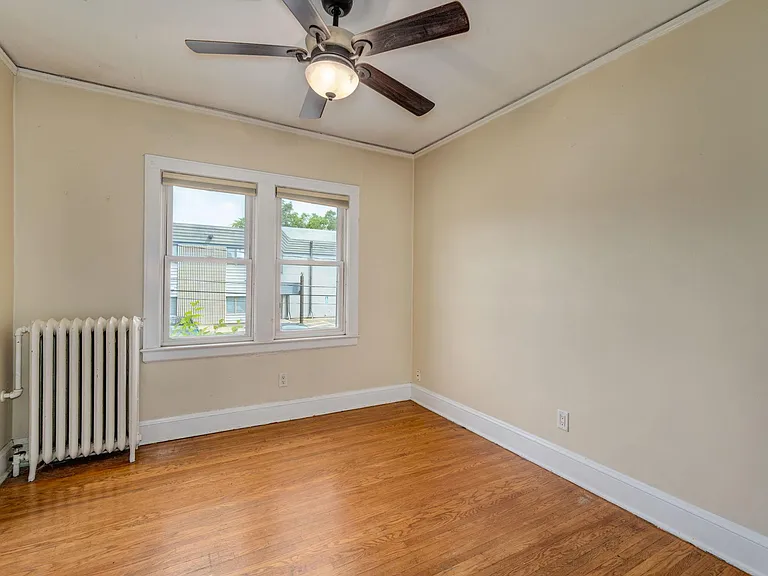2078 Saint Clair Ave #2 — Photo 5