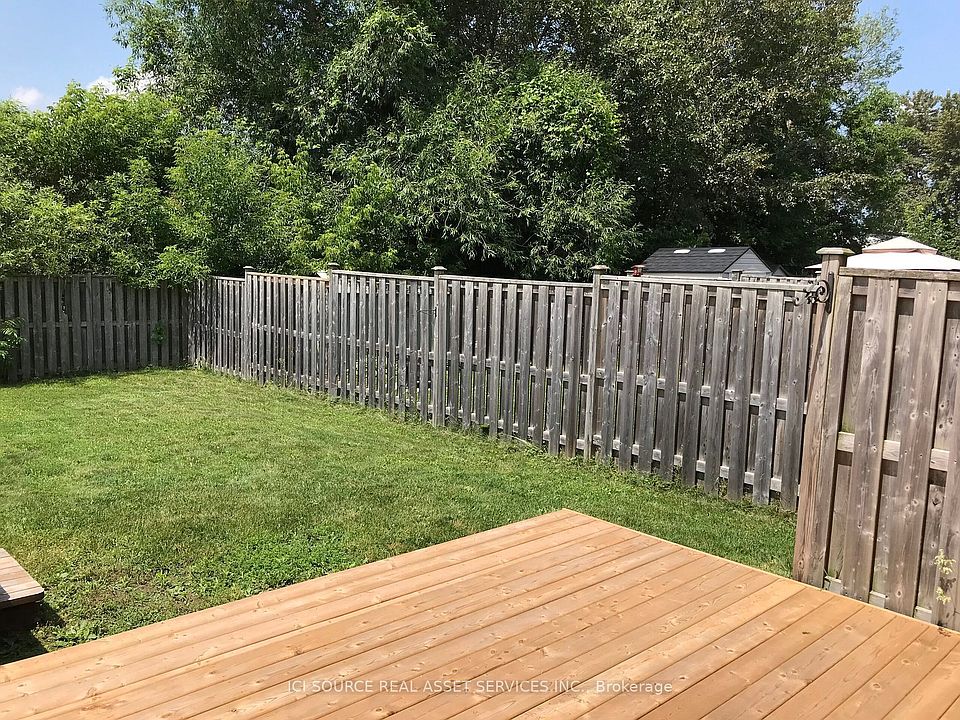 2nd image of 35 Michelle Dr