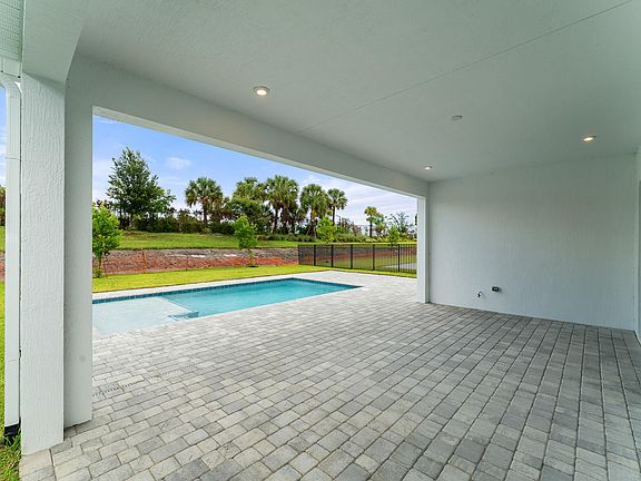 2nd image of 10421 SW Jadewood Court
