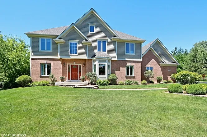 20570 Deerpath Rd photo 1