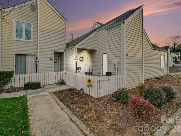 201 Eastwood Dr #401, Salisbury, NC 28146