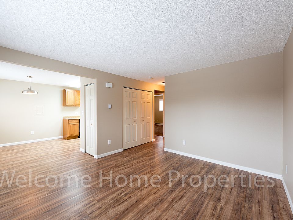 1st image of 627 N Roosevelt St APT 1