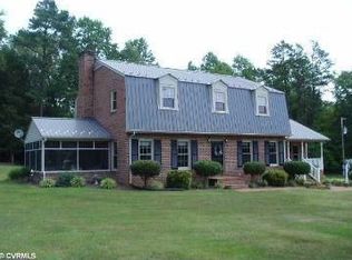 12601 N Lodore Rd, Amelia Court House, VA 23002