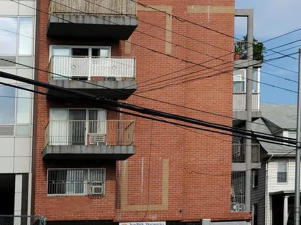 42-11 Parsons Boulevard #4B, Flushing, NY 11355