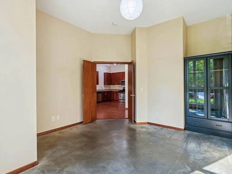 2650 University Ave W #109 — Photo 18