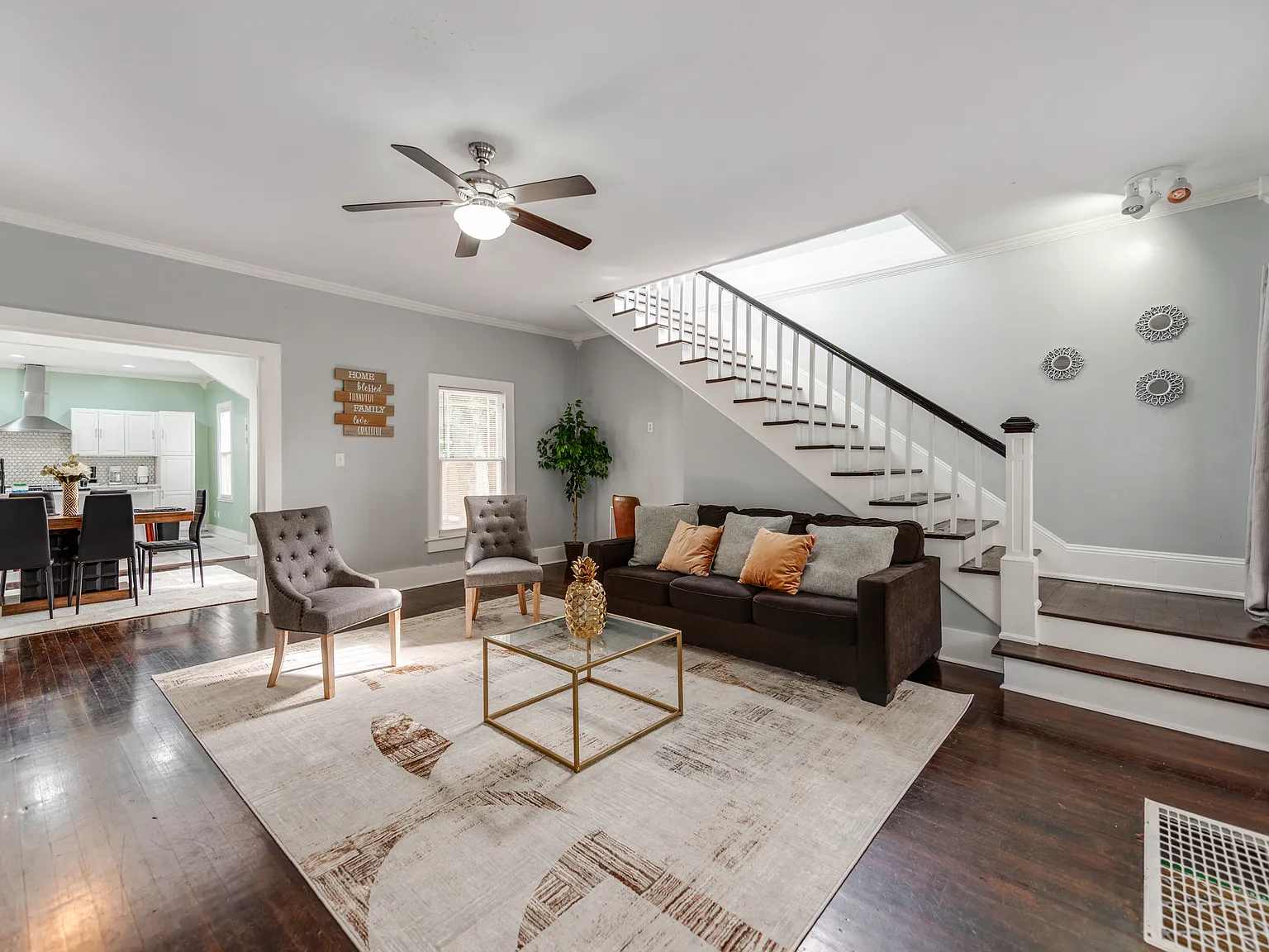 2 bed, 1400 sqft, $1,000 — Photo 4